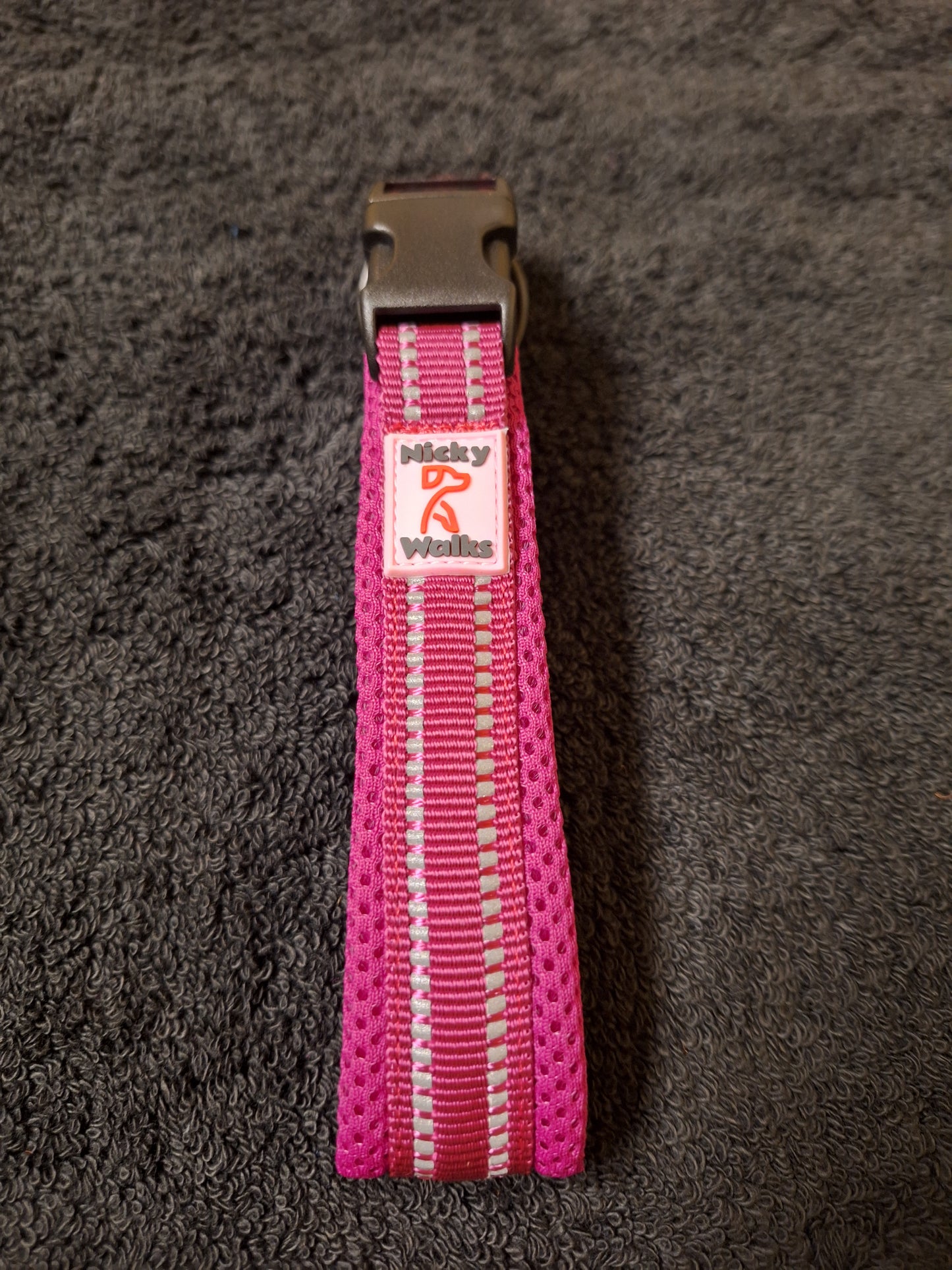 Nicky Walks Collars M Magenta