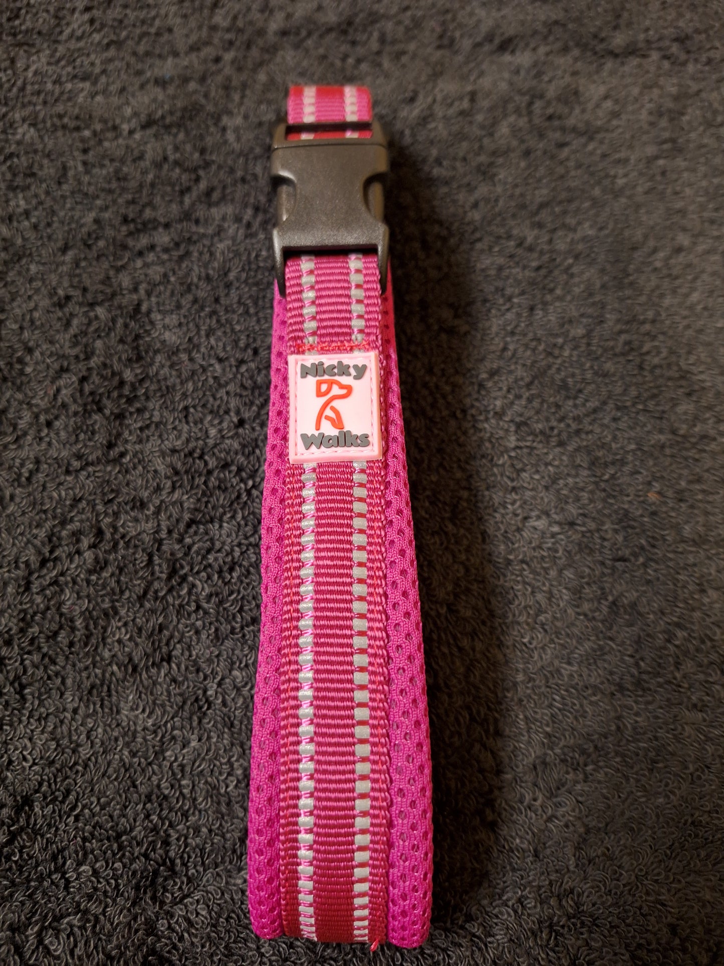 Nicky Walks Collars L Magenta